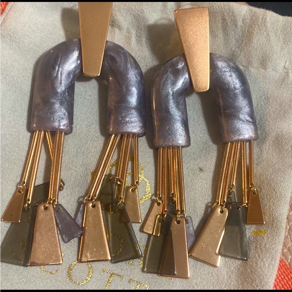 Kendra Scott Earrings